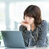 パソコン女性